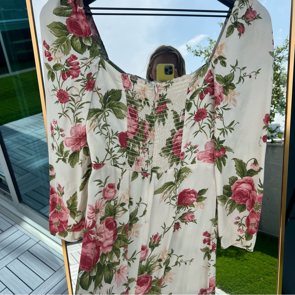 Reformation Hilda Dress in Jadin - Picture 14 of 15